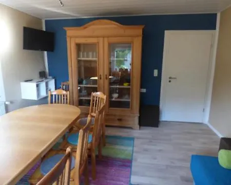 Waldblick Schoenbronn Buch am Wald